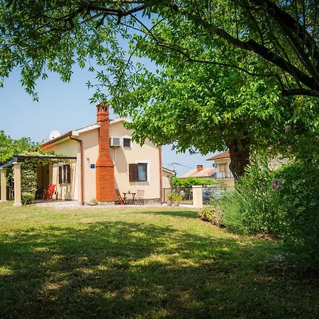 Lijana In Bratulici Casa de Férias